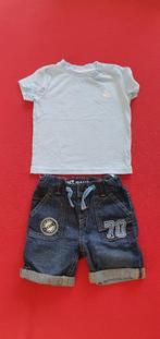 Ensemble t-shirt bleu ciel/short en jeans - T74 - Baby Club, Enfants & Bébés, Vêtements de bébé | Taille 74, Comme neuf, Ensemble