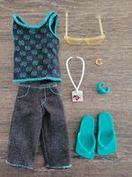 Monster high kleding sets, Kinderen en Baby's, Speelgoed | Poppen, Ophalen of Verzenden, Zo goed als nieuw