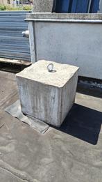 Bloc béton, 12 pièces, Doe-het-zelf en Bouw, Metselstenen, Ophalen, Zo goed als nieuw, Beton