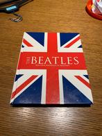The Beatles - een geschiedenis in beelden, Livres, Musique, Comme neuf, Artiste, Diversen, Enlèvement ou Envoi