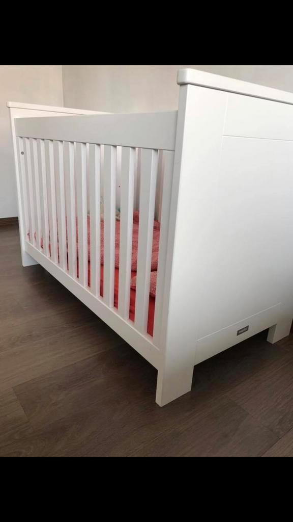 Bed Bopita Cobi en commode Bopita cobi 3 laden/1deur, Kinderen en Baby's, Kinderkamer | Complete kinderkamers, Gebruikt, Jongetje of Meisje