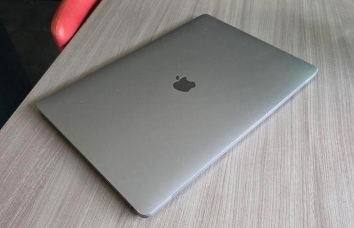 MacBook Pro 16″ (2019) i9 / 32GB / 1TB / 5500M, Computers en Software, Apple Macbooks, Zo goed als nieuw, MacBook, 8 GB, Qwerty