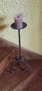 Antieke, smeedijzeren kaarshouder - 54 cm hoog, Enlèvement ou Envoi, Brun, Utilisé, Autres matériaux