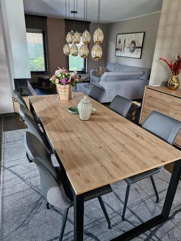 Compleet zeer nette eetkamer moet dringend weg, Huis en Inrichting, Ophalen, Zo goed als nieuw, 4 tot 6 stoelen