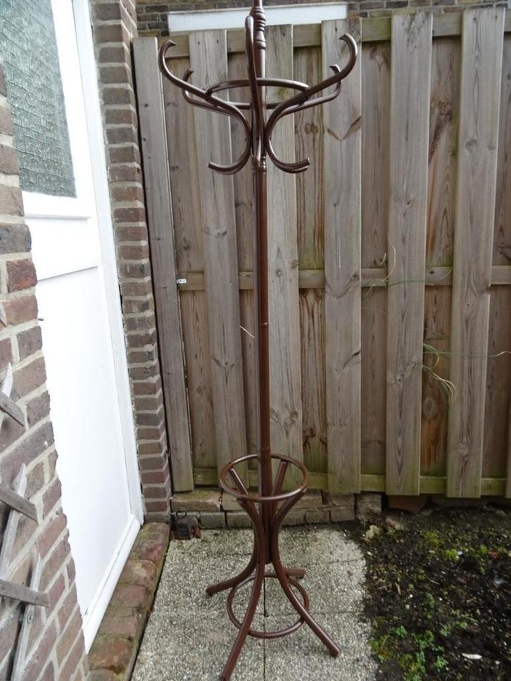 Porte-manteau Thonet porte-manteau vintage style Thonet186cm, Maison & Meubles, Accessoires pour la Maison | Portemanteaux, Comme neuf