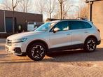 WEGENS OMSTANDIGHEDEN TE KOOP VOLKSWAGEN TOUAREG 3.0 V6 TDI, Autos, Volkswagen, Cuir, Achat, Carnet d'entretien, 5 portes