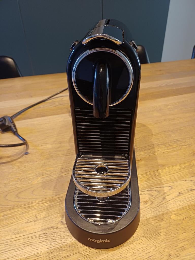 Nespresso magimix, Ophalen