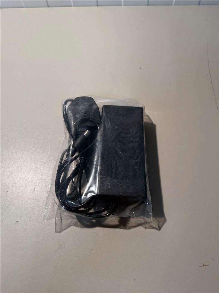 42V 2A Vervangende Elektrische Scooter Lader Adapter Batteri, Audio, Tv en Foto, Opladers, Nieuw, Ophalen of Verzenden