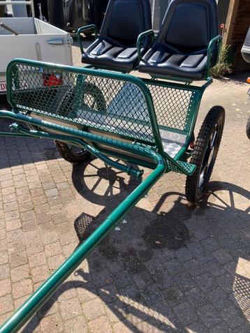 Nieuw rijtuig (Sulky) beschikbaar voor biedingen
