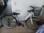 Damesfiets top staat 6x3 versnellingen geen koerir, Fietsen en Brommers, Ophalen, Zo goed als nieuw, Versnellingen