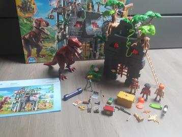 Playmobil 9429. Campement des explorateurs avec Tyrannosaure disponible aux enchères