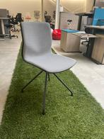 Bijzetstoel merk FourDesign, Huis en Inrichting, Ophalen, Zo goed als nieuw, Stof