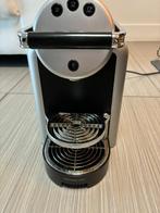 Nespresso Zenius, 10 kopjes of meer, Afneembaar waterreservoir, Gebruikt, Espresso apparaat