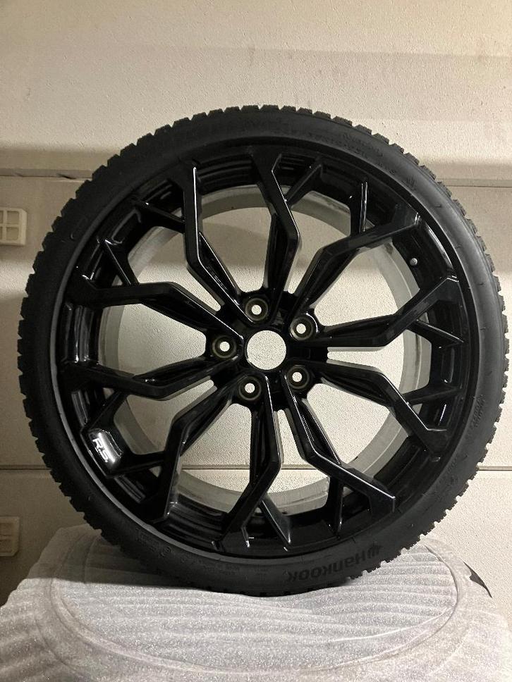 Paire de roues Renault Megane RS, Autos : Pièces & Accessoires, Pneus & Jantes, Jante(s), Pneus hiver, 19 pouces, 245 mm, Véhicule de tourisme