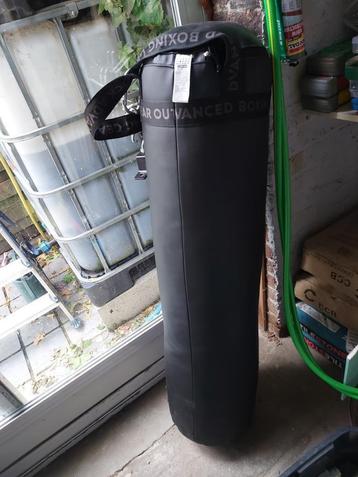 Bokszak (32 kg) - zo goed als nieuw! beschikbaar voor biedingen