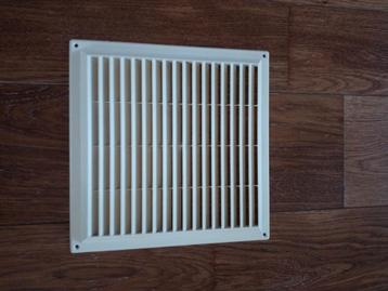Ventilatierooster 250 x 250 beschikbaar voor biedingen
