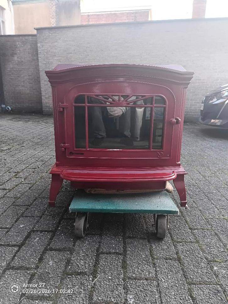 houtkachel Bradford geëmailleerde Invicta, Huis en Inrichting, Kachels, Zo goed als nieuw, Vrijstaand, Houtkachel, Hout, Ophalen