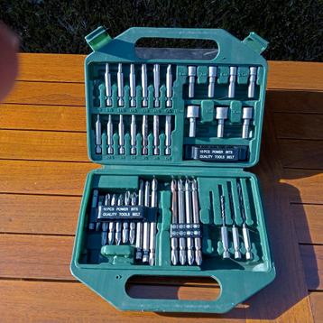 Hitachi  710000 power bit set beschikbaar voor biedingen