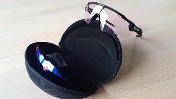 Lunettes OAKLEY RADAR EV PATH beschikbaar voor biedingen