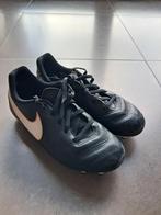 Voetbalschoenen Nike Tiempo maat 34, Sport en Fitness, Voetbal, Ophalen of Verzenden, Gebruikt