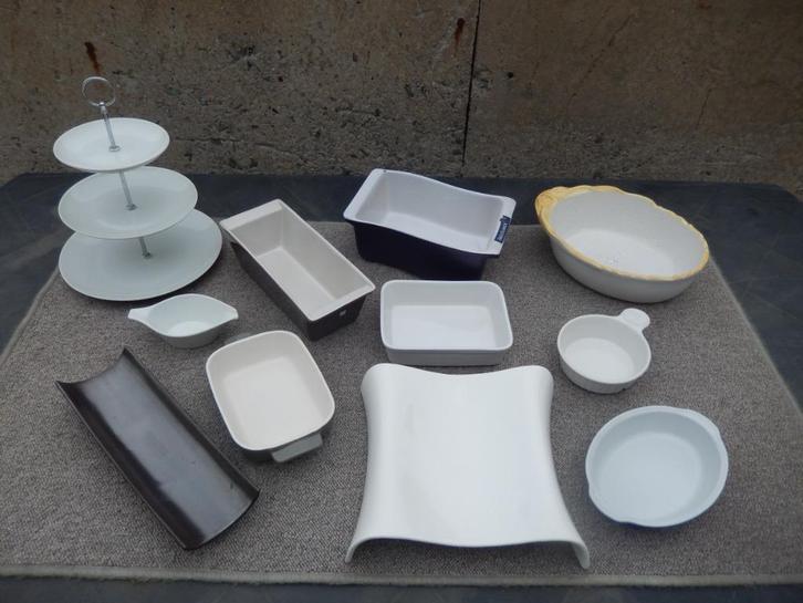 11 diverse keuken schotels, Huis en Inrichting, Keuken | Servies, Gebruikt, Overige typen, Effen, Ophalen of Verzenden
