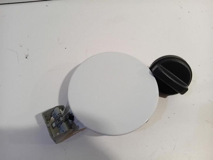 Tank klep Opel Karl, Auto-onderdelen, Carrosserie, Deur, Opel, Gebruikt, Herkomst onderdeel bekend, 12 maanden garantie, Ophalen of Verzenden