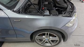 Voorscherm Spatbord rechtsvoor BMW 1 serie E81 E82 E87 + LCI beschikbaar voor biedingen