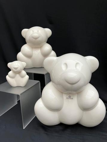 Familie Fast Affection Bears van Royal Boch beschikbaar voor biedingen