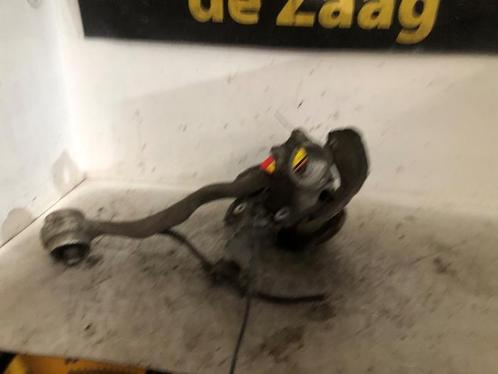 Fusee rechts-voor van een BMW 1-Serie, Auto-onderdelen, Ophanging en Onderstel, BMW, Gebruikt, 3 maanden garantie, Ophalen of Verzenden