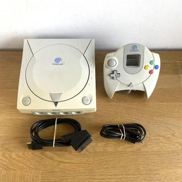 Console Sega Dreamcast (HKT-3030) avec manette disponible aux enchères