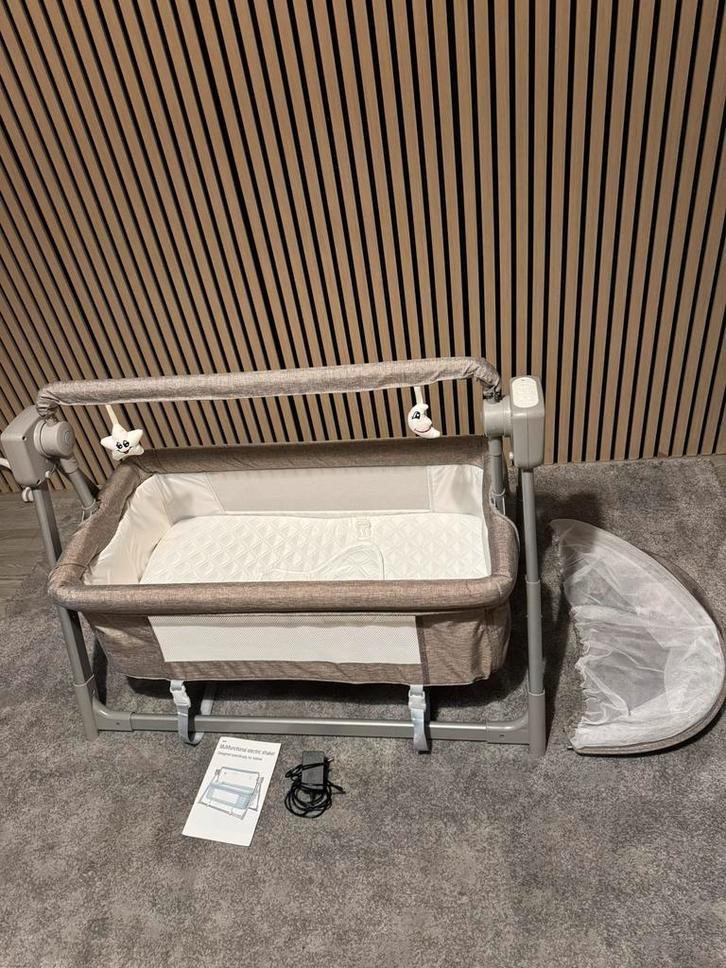 Elektrische babywieg, Kinderen en Baby's, Babywiegjes en Ledikanten, Zo goed als nieuw, Wieg, Ophalen of Verzenden