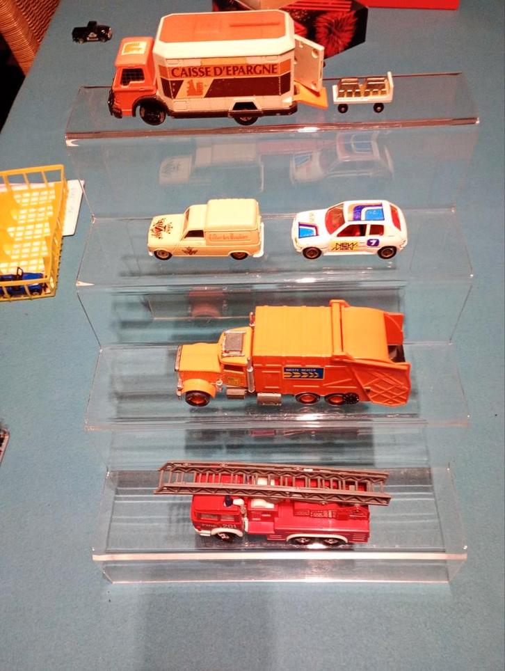 Solido en Matchbox, Hobby en Vrije tijd, Modelauto's | Overige schalen, Ophalen of Verzenden