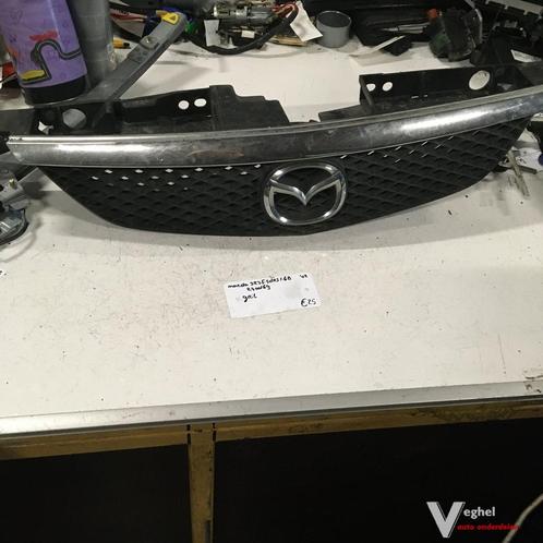 Mazda 323F 5drs 1.6 B 2002 Wagennr 2400169  Grille, Auto-onderdelen, Overige Auto-onderdelen, Gebruikt, Ophalen of Verzenden