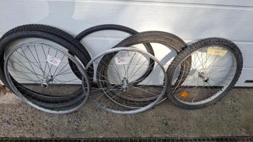 24" en 26" Fietswielen voorwiel MTB kinderfiets met BANDEN beschikbaar voor biedingen