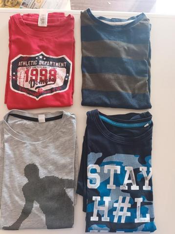 4 T-shirts maat "146/152" beschikbaar voor biedingen