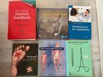 Studieboeken verpleegkunde, Gelezen, Hogeschool, Ophalen