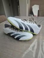 Voetbalschoenen adidas maat 38,5, Ophalen of Verzenden, Zo goed als nieuw, Schoenen