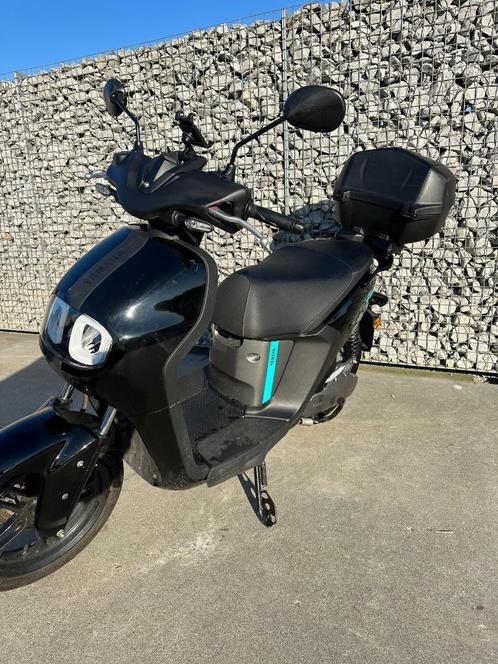 Electrische Scooter Yamaha Neo’s Dual batterij, Vélos & Vélomoteurs, Scooters | Yamaha, Comme neuf, Neo's, Classe B (45 km/h)