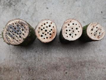 Bijenhotel / bijenschijf / insectenhotel (eik) beschikbaar voor biedingen