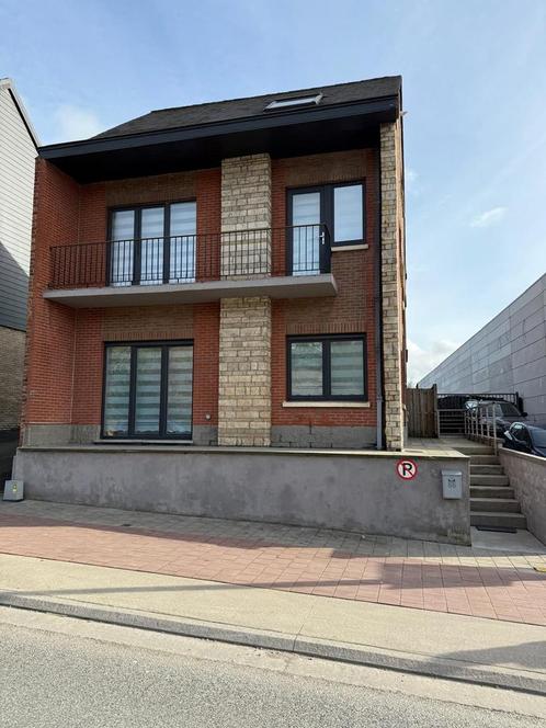 Maison à vendre, Immo, Appartementen en Studio's te huur