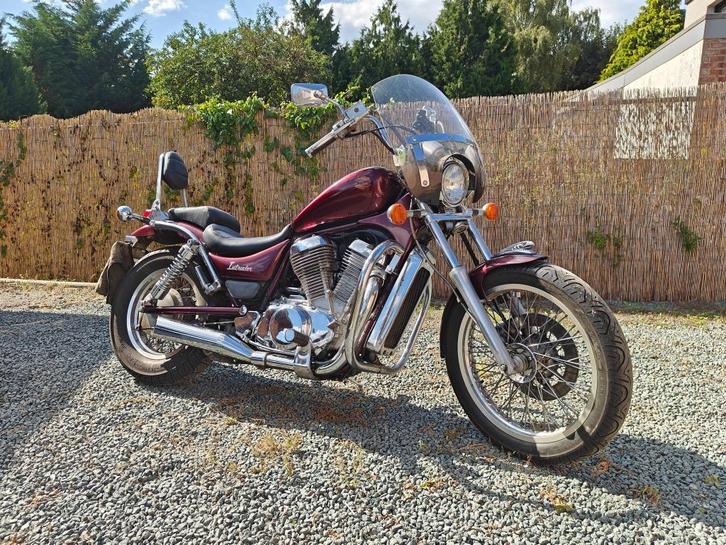 Suzuki intruder 750, Motoren, Motoren | Suzuki, Particulier, Chopper, meer dan 35 kW, 2 cilinders, Motorrijbewijs A, Cardan-aandrijving