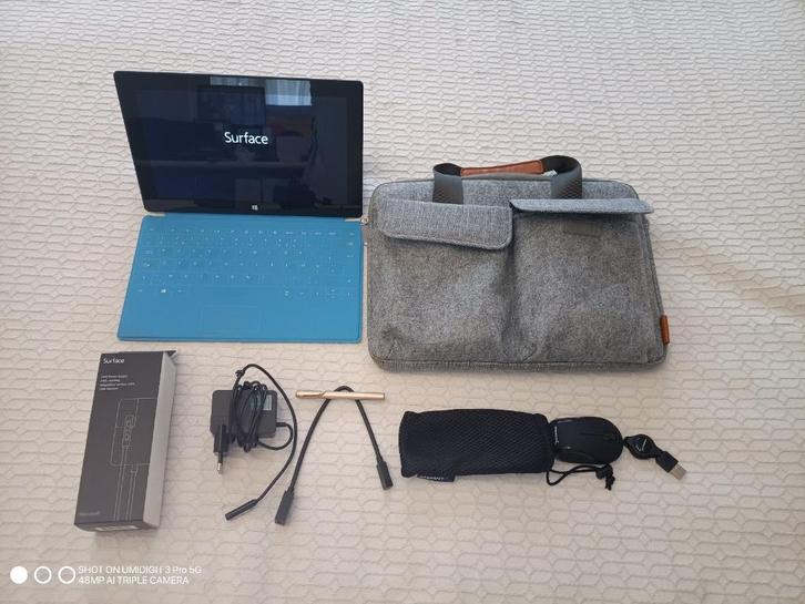 Tablette Microsoft Surface RT 32GB Windows RT 8.1 (IR5), Computers en Software, Windows Tablets, Gebruikt, Wi-Fi en Mobiel internet