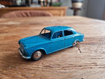 Dinky toys 24B Peugeot 403 beschikbaar voor biedingen