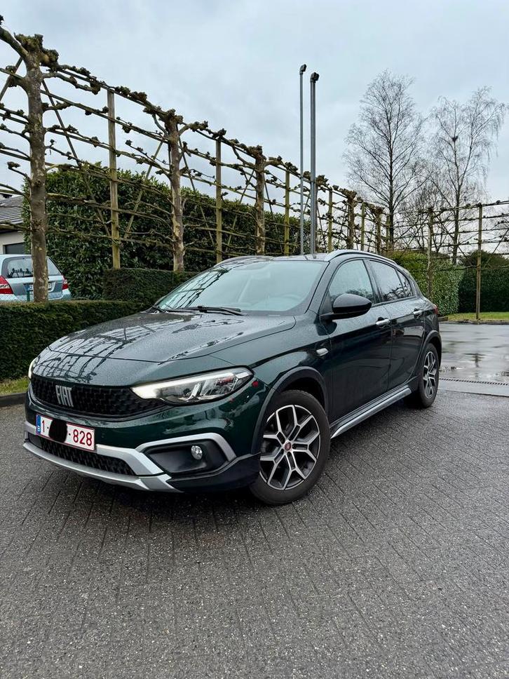 Fiat Tipo Cross en parfait état — 1er propriétaire 5 100 km, Autos, Fiat, Particulier, Tipo, Caméra de recul, Essence, Euro 6