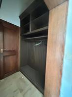 Vestiaire hout kast, Ophalen