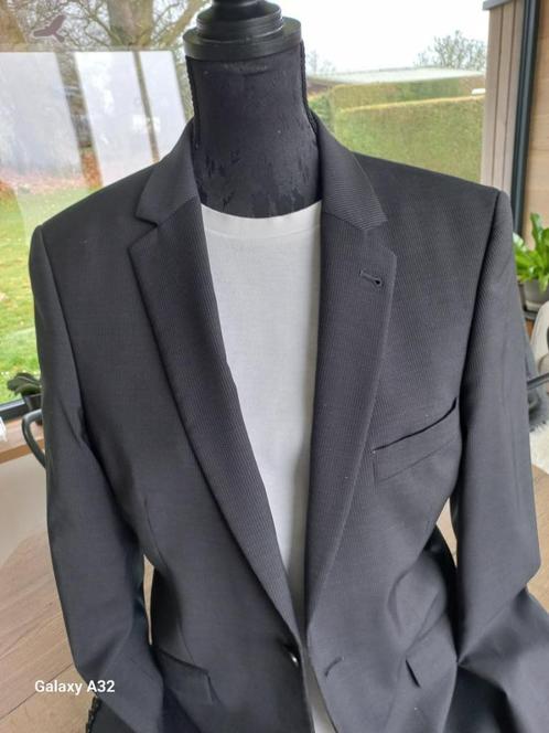 Herenjas in klein formaat, Kleding | Heren, Kostuums en vesten, Zo goed als nieuw, Maat 46 (S) of kleiner, Grijs, Ophalen of Verzenden