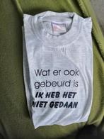 2 t-shirts met tekst, Enlèvement
