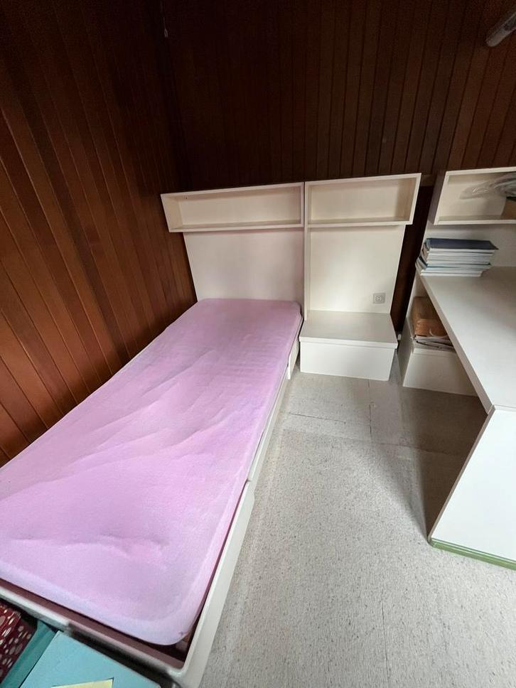 Kinder bed ook andere onderdelen te koop ophalen in BALEN, Kinderen en Baby's, Kinderkamer | Bedden, Zo goed als nieuw, Lattenbodem