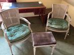 2 vintage stoelen met armleuning en voetenbankje, Antiek en Kunst, Ophalen of Verzenden