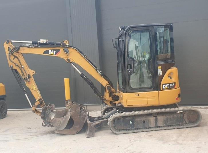 A louer mini pelle 3,5t, Zakelijke goederen, Machines en Bouw | Kranen en Graafmachines, Ophalen